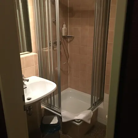 Traube Szálloda Konstanz