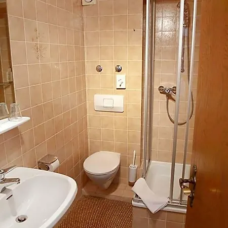Hotel Traube 3*